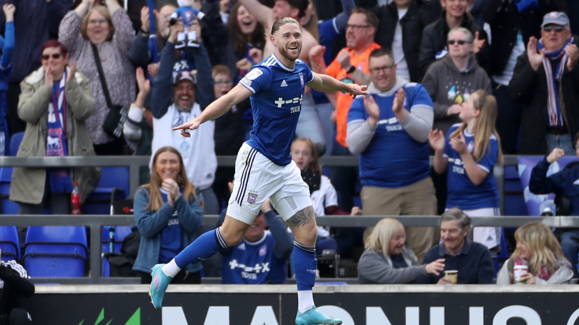 Ipswich Town Player Performances: McKenna's Rise, Tuanzebe's Progress, Phillips And Cajuste's Struggles Ipswich Town Player Performances: McKenna's Rise, Tuanzebe's Progress, Phillips And Cajuste's Struggles