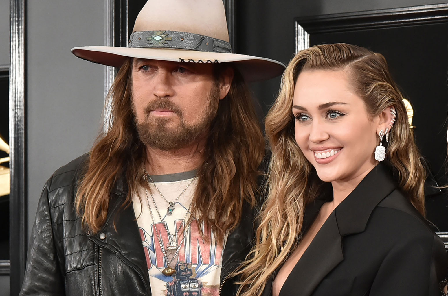 Is Miley Cyrus's Relationship With Billy Ray Cyrus Over? Social Media Weighs In Is Miley Cyrus's Relationship With Billy Ray Cyrus Over? Social Media Weighs In