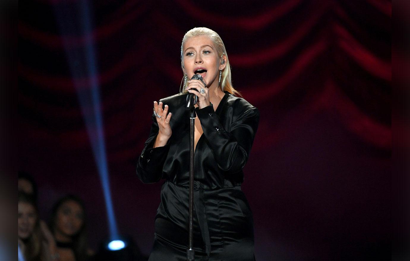 Is That Really Christina Aguilera? Fans React To Heavily Edited Photos Is That Really Christina Aguilera? Fans React To Heavily Edited Photos