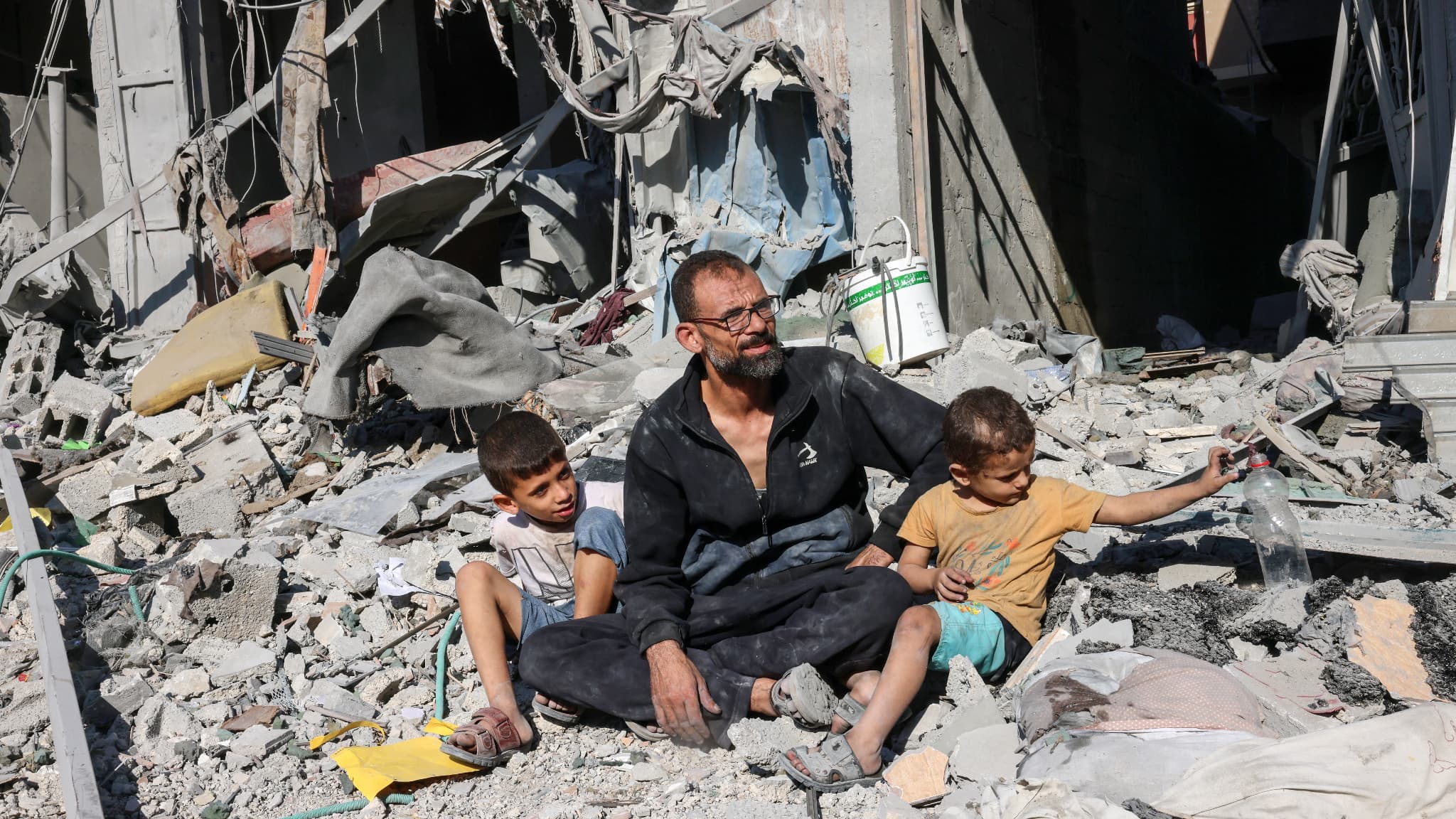 Israël Et L'aide Humanitaire À Gaza : La Mise En Garde De Macron Israël Et L'aide Humanitaire À Gaza : La Mise En Garde De Macron