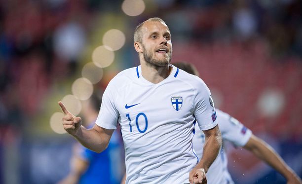 Jalkapallo: Kamara Ja Pukki Eivät Avauskokoonpanossa Jalkapallo: Kamara Ja Pukki Eivät Avauskokoonpanossa