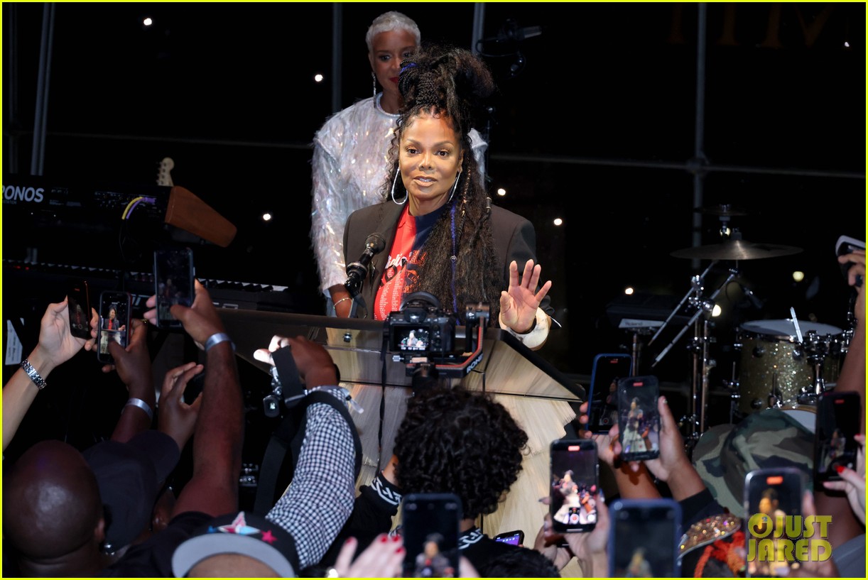 Janet Jackson To Receive 2025 Icon Award Janet Jackson To Receive 2025 Icon Award