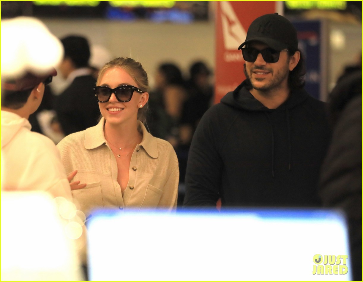 Jonathan Davino Spotted In L.A. After Sydney Sweeney Breakup Reports Jonathan Davino Spotted In L.A. After Sydney Sweeney Breakup Reports