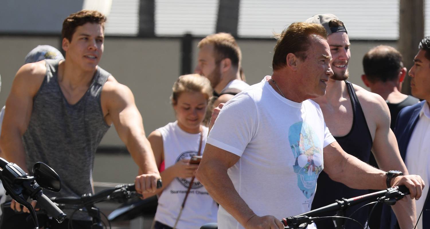 Joseph Baena: Követve Apja Lábnyomait? Arnold Schwarzenegger Öröksége. Joseph Baena: Követve Apja Lábnyomait? Arnold Schwarzenegger Öröksége.