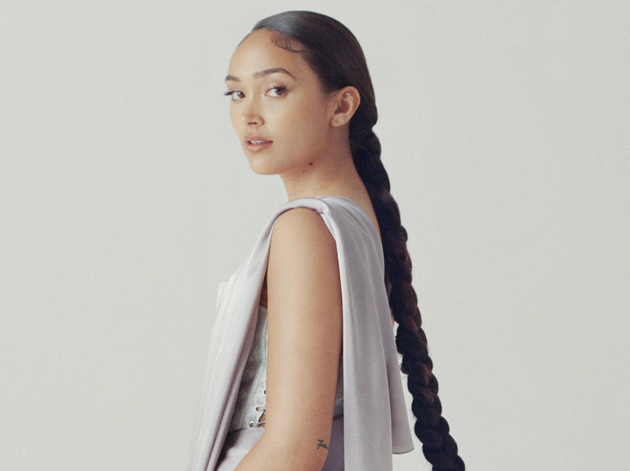 Joy Crookes Unveils Haunting New Song, Joy Crookes Unveils Haunting New Song,