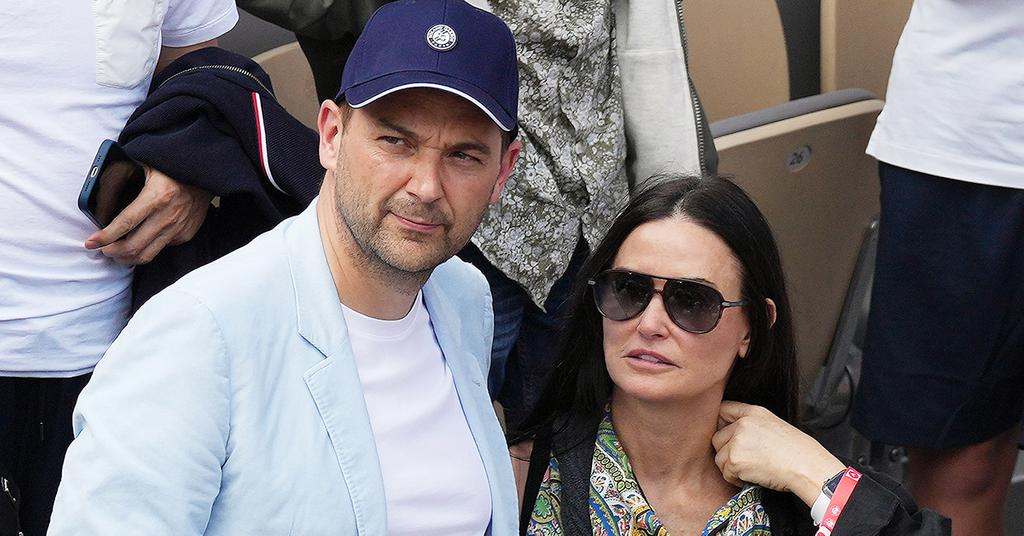 Kevin Costner's Recent Actions After Pursuing Demi Moore: What We Know Kevin Costner's Recent Actions After Pursuing Demi Moore: What We Know