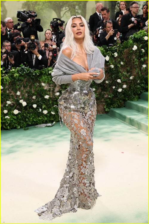 Kim Kardashian's Met Gala 2025 Glow-Up: The Laser Treatment Story Kim Kardashian's Met Gala 2025 Glow-Up: The Laser Treatment Story