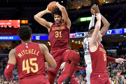Knicks Vs. Cavs: Jarrett Allen's Highlight-Reel Dunk