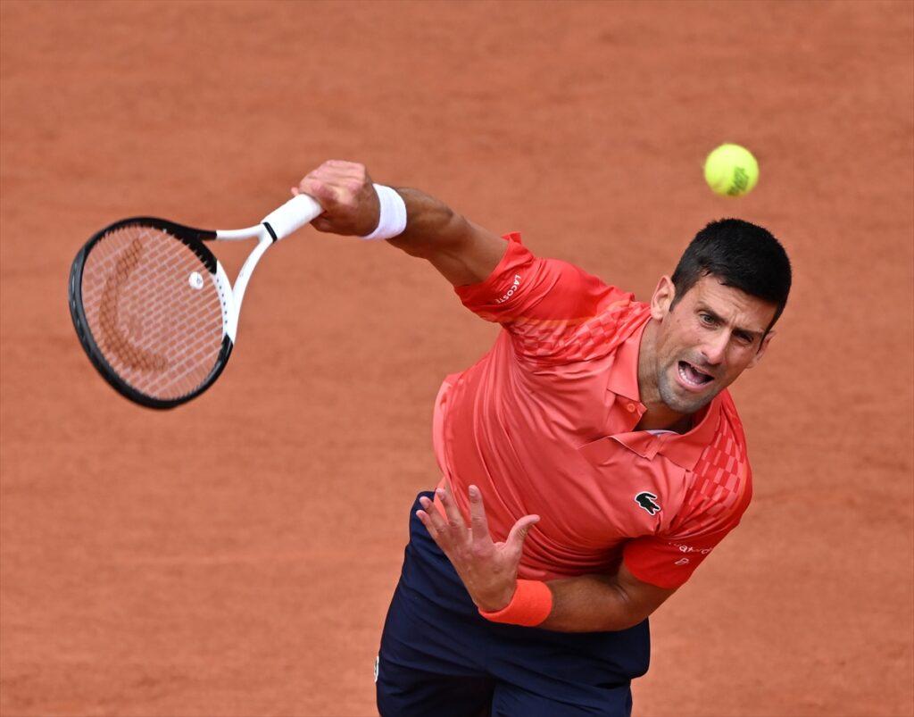 Kortların Efendisi Djokovic: Yenilmezlik Yolunda Kortların Efendisi Djokovic: Yenilmezlik Yolunda