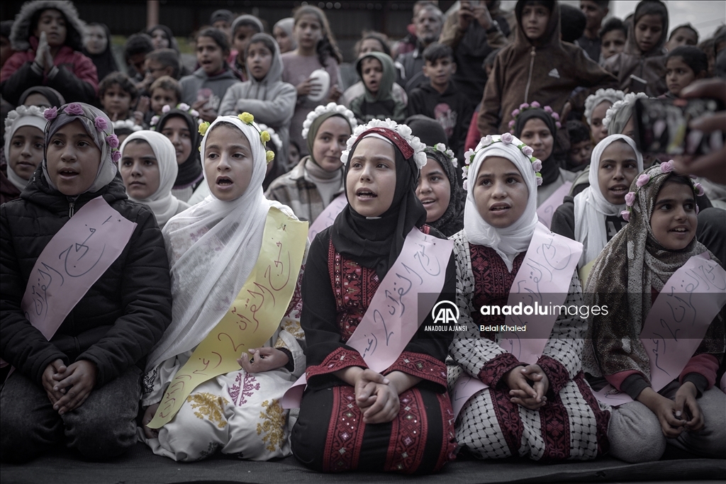 Kuran-ı Kerim Ezberi: Gazze'deki Çocukların Azmi Ve Kararlılığı Kuran-ı Kerim Ezberi: Gazze'deki Çocukların Azmi Ve Kararlılığı