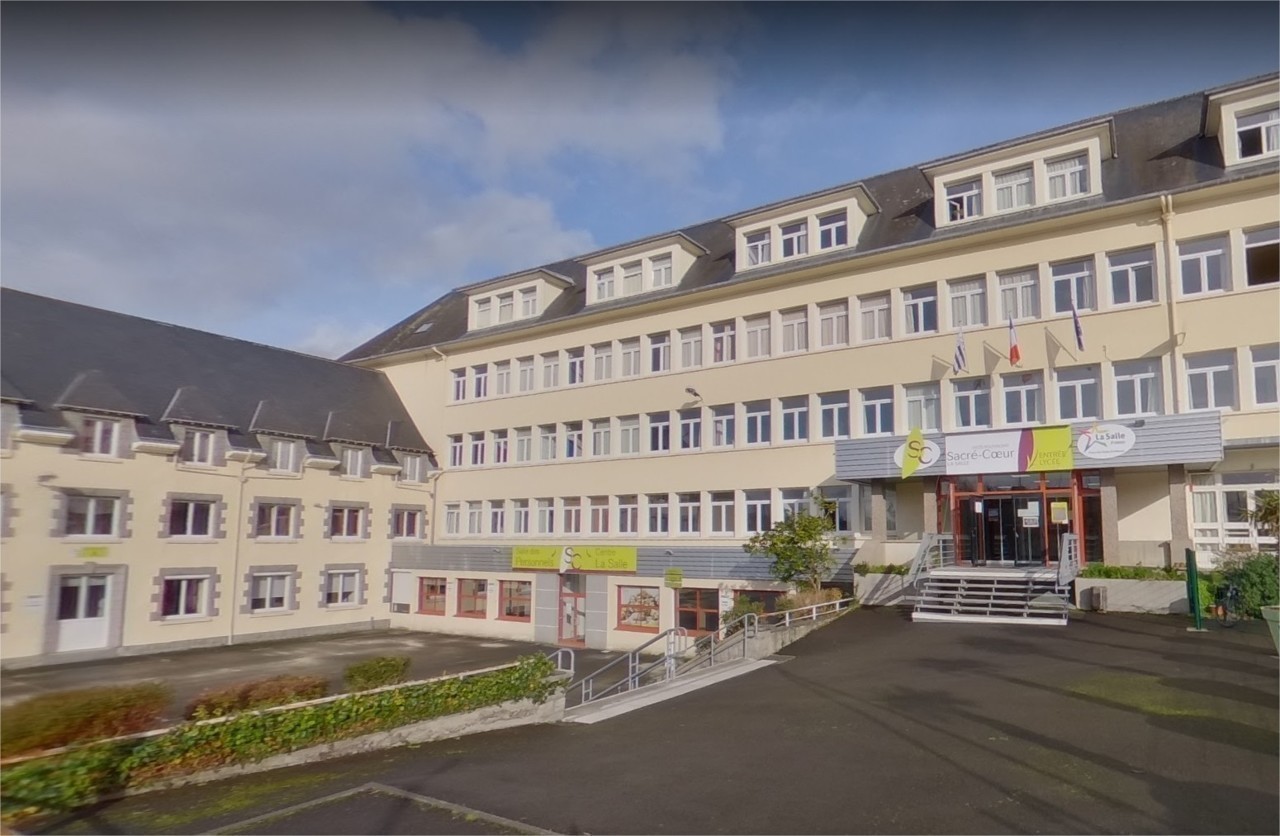 La Charentaise À Saint-Brieuc: Le Temps, L'épreuve Et Le Succès La Charentaise À Saint-Brieuc: Le Temps, L'épreuve Et Le Succès