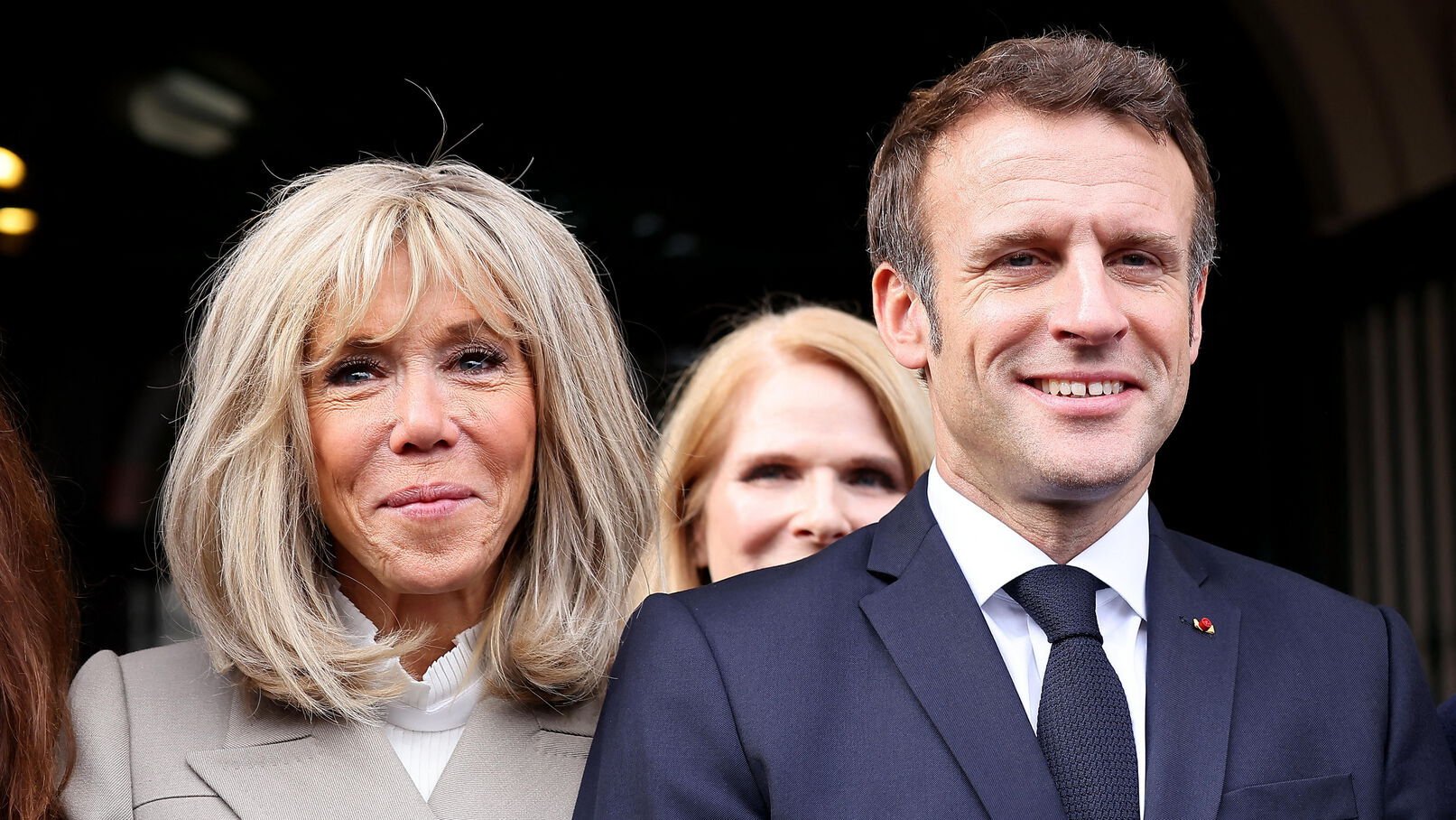 La Françafrique: Macron Proclame Une Nouvelle Ère Au Gabon La Françafrique: Macron Proclame Une Nouvelle Ère Au Gabon