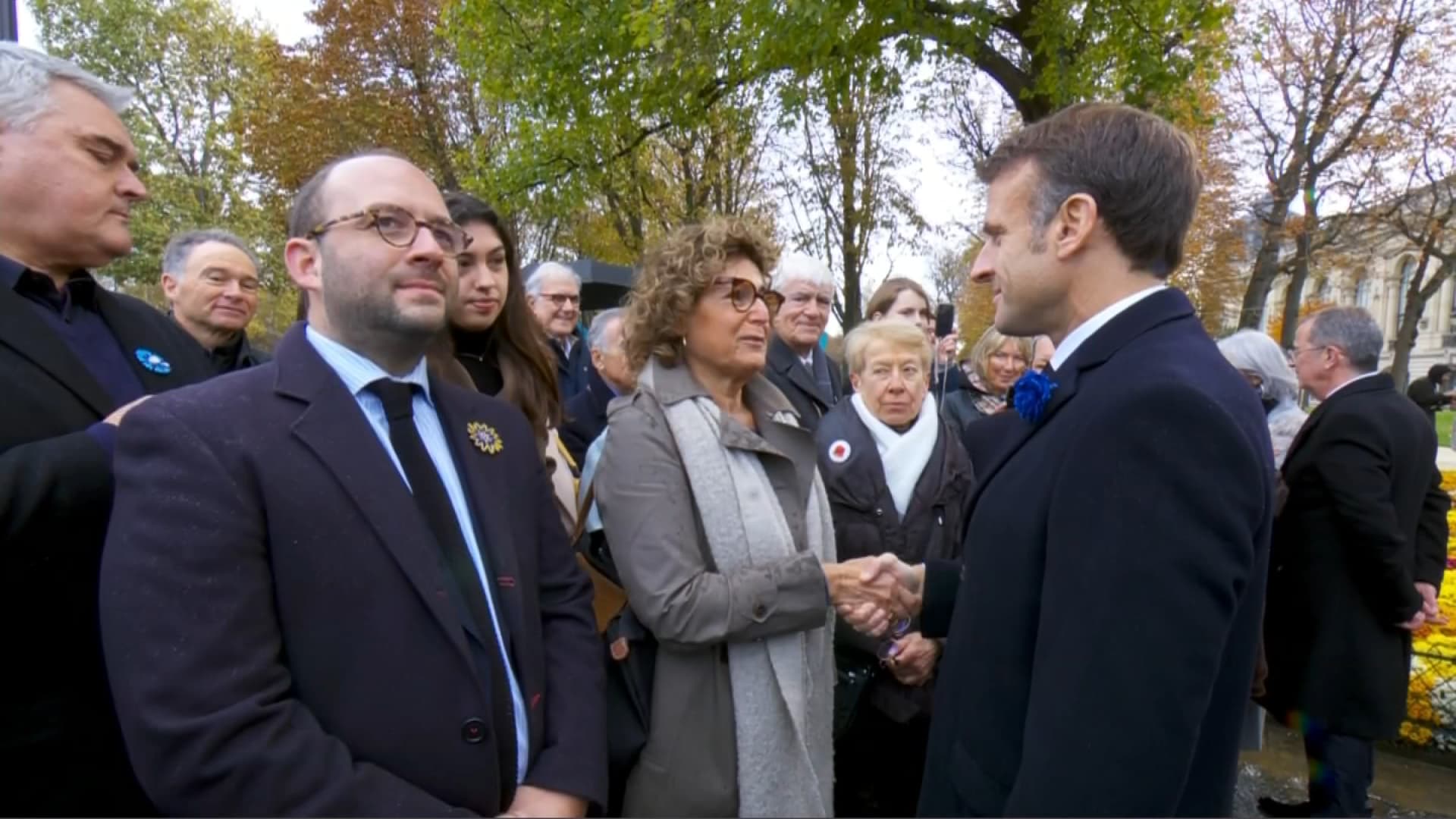 La Réaction Émue D'Emmanuel Macron Après Avoir Rencontré Des Victimes Israéliennes La Réaction Émue D'Emmanuel Macron Après Avoir Rencontré Des Victimes Israéliennes