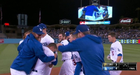 Late-Inning Drama: Dodgers Edge Out In 11-10 Thriller Late-Inning Drama: Dodgers Edge Out In 11-10 Thriller