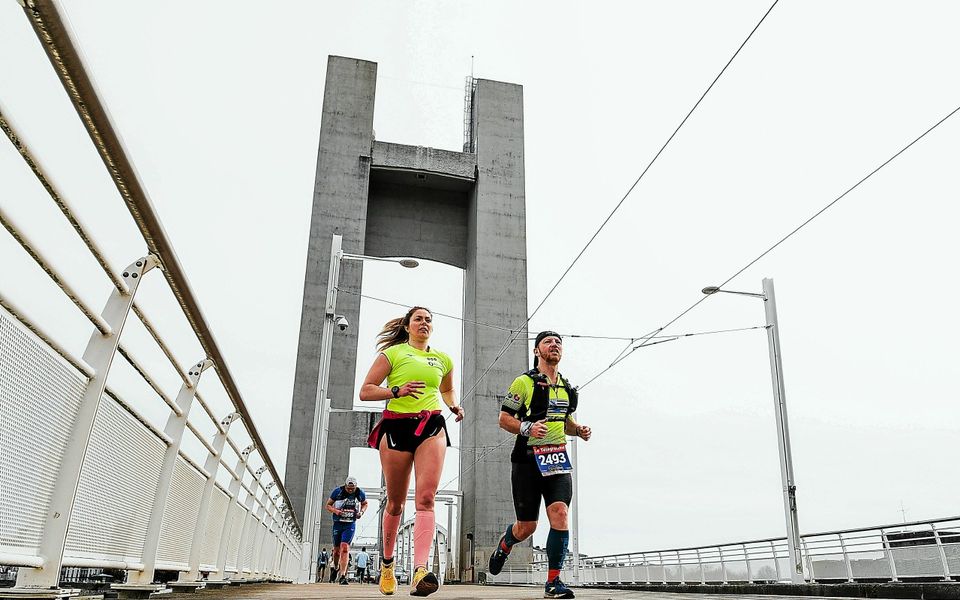Le Brest Urban Trail : Plus Qu'une Course, Une Collaboration (Bénévoles, Artistes, Partenaires) Le Brest Urban Trail : Plus Qu'une Course, Une Collaboration (Bénévoles, Artistes, Partenaires)