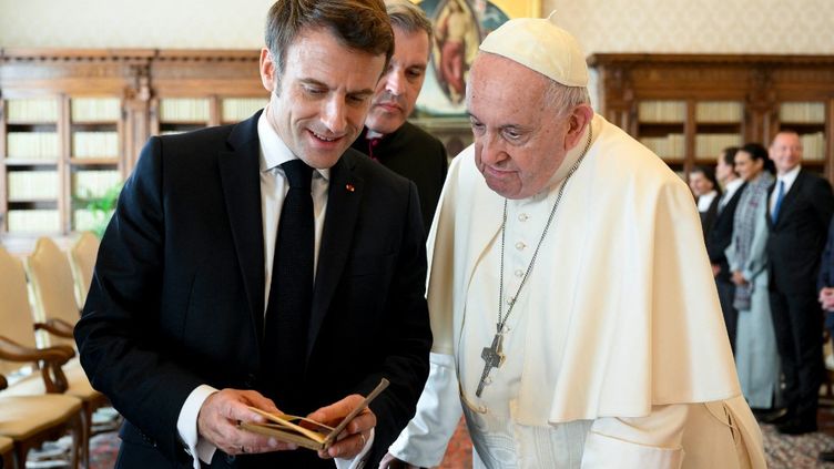 Le Conclave: Élection Du Pape Au Vatican, Un Procédure Séculaire Le Conclave: Élection Du Pape Au Vatican, Un Procédure Séculaire
