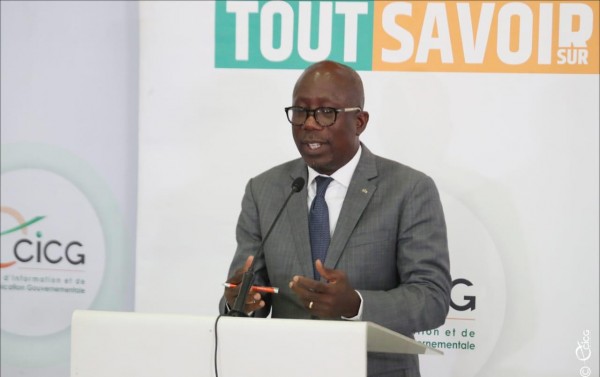 Le Projet D'Adressage D'Abidjan : Bilan Et Perspectives (14 279 Voies) Le Projet D'Adressage D'Abidjan : Bilan Et Perspectives (14 279 Voies)