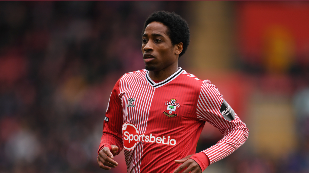 Leeds Contact Kyle Walker-Peters: Transfer Speculation Mounts Leeds Contact Kyle Walker-Peters: Transfer Speculation Mounts