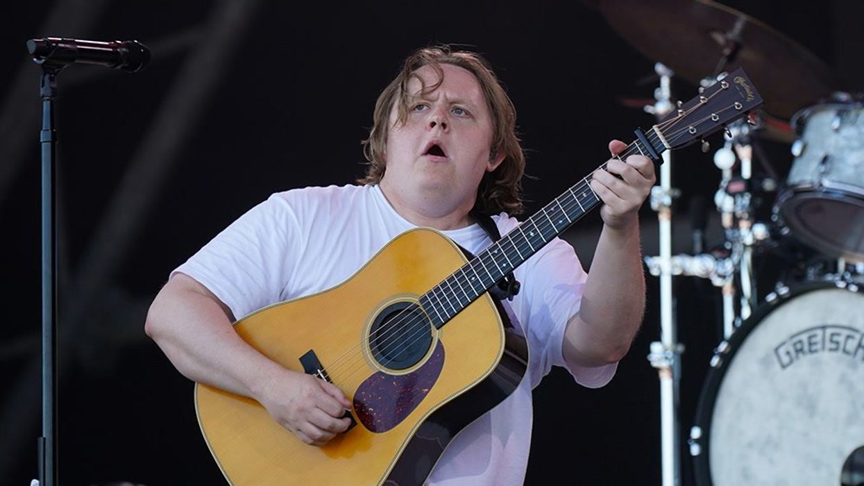 Lewis Capaldi Performs First Concert In Two Years For Mental Health Lewis Capaldi Performs First Concert In Two Years For Mental Health