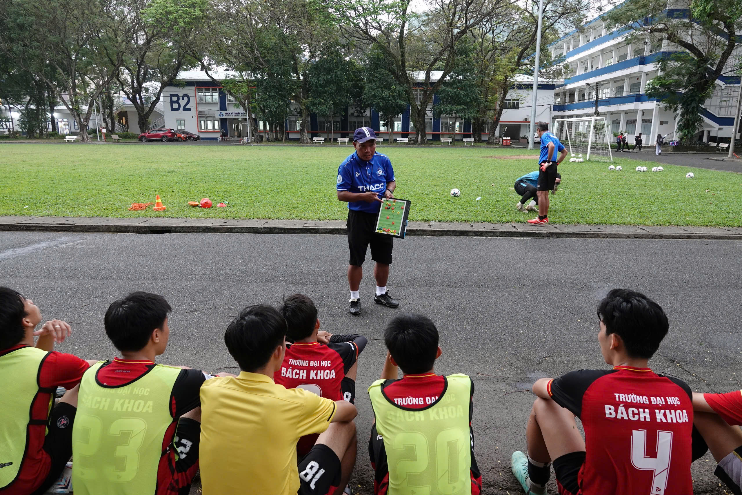 Lịch Thi Đấu Và Kênh Phát Sóng Vòng Chung Kết TNSV THACO Cup 2025 Lịch Thi Đấu Và Kênh Phát Sóng Vòng Chung Kết TNSV THACO Cup 2025