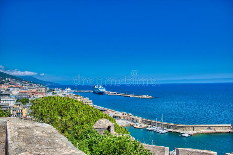 Little Tahiti, Italy: Your Guide To Pristine Beaches Little Tahiti, Italy: Your Guide To Pristine Beaches