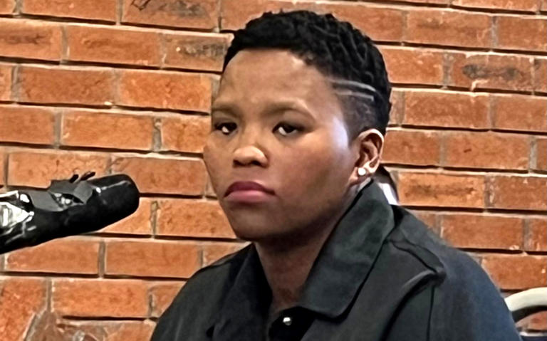 Lombaard And Letoni: Smith Points Fingers In Joshlin Sale Dispute Lombaard And Letoni: Smith Points Fingers In Joshlin Sale Dispute