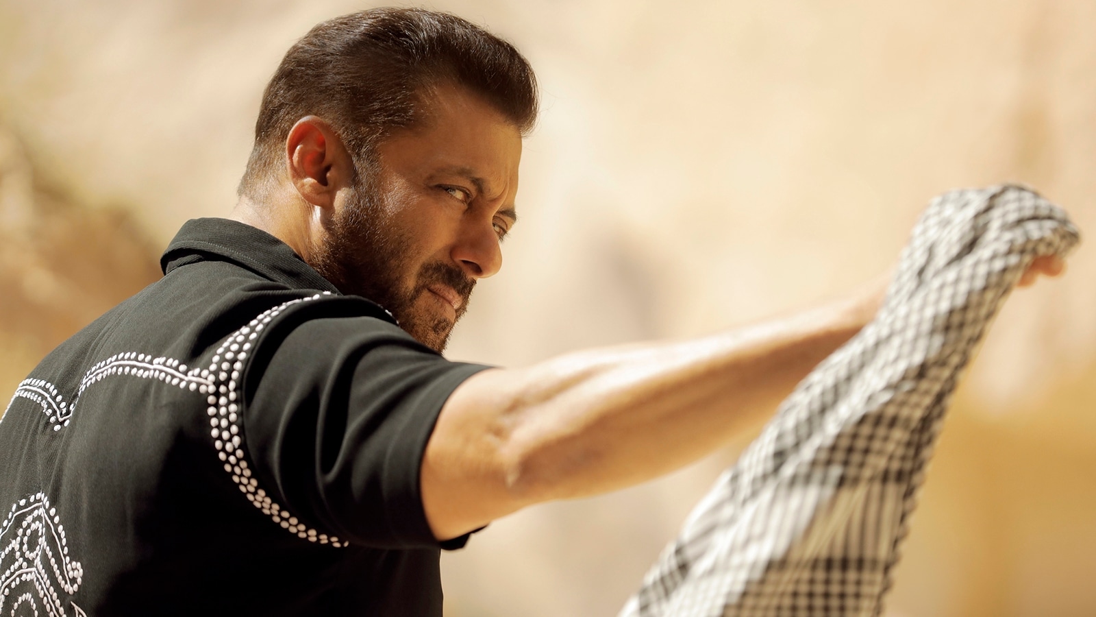 Low Box Office Returns: Salman Khan's Recent Film Underperforms Low Box Office Returns: Salman Khan's Recent Film Underperforms