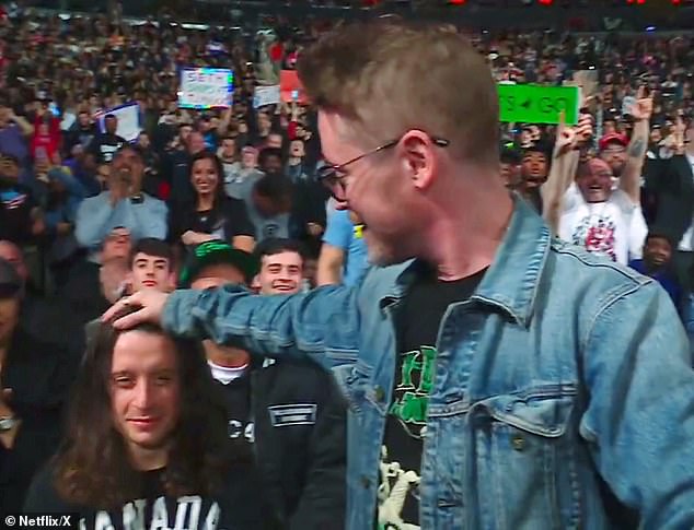 Macaulay Culkin And Rory Culkin Spotted Together At WWE Raw: Fans React Macaulay Culkin And Rory Culkin Spotted Together At WWE Raw: Fans React