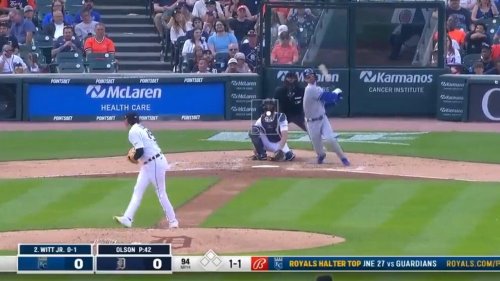 Maikel Garcia's Homer, Witt Jr.'s RBI Double Power Royals Past Guardians Maikel Garcia's Homer, Witt Jr.'s RBI Double Power Royals Past Guardians