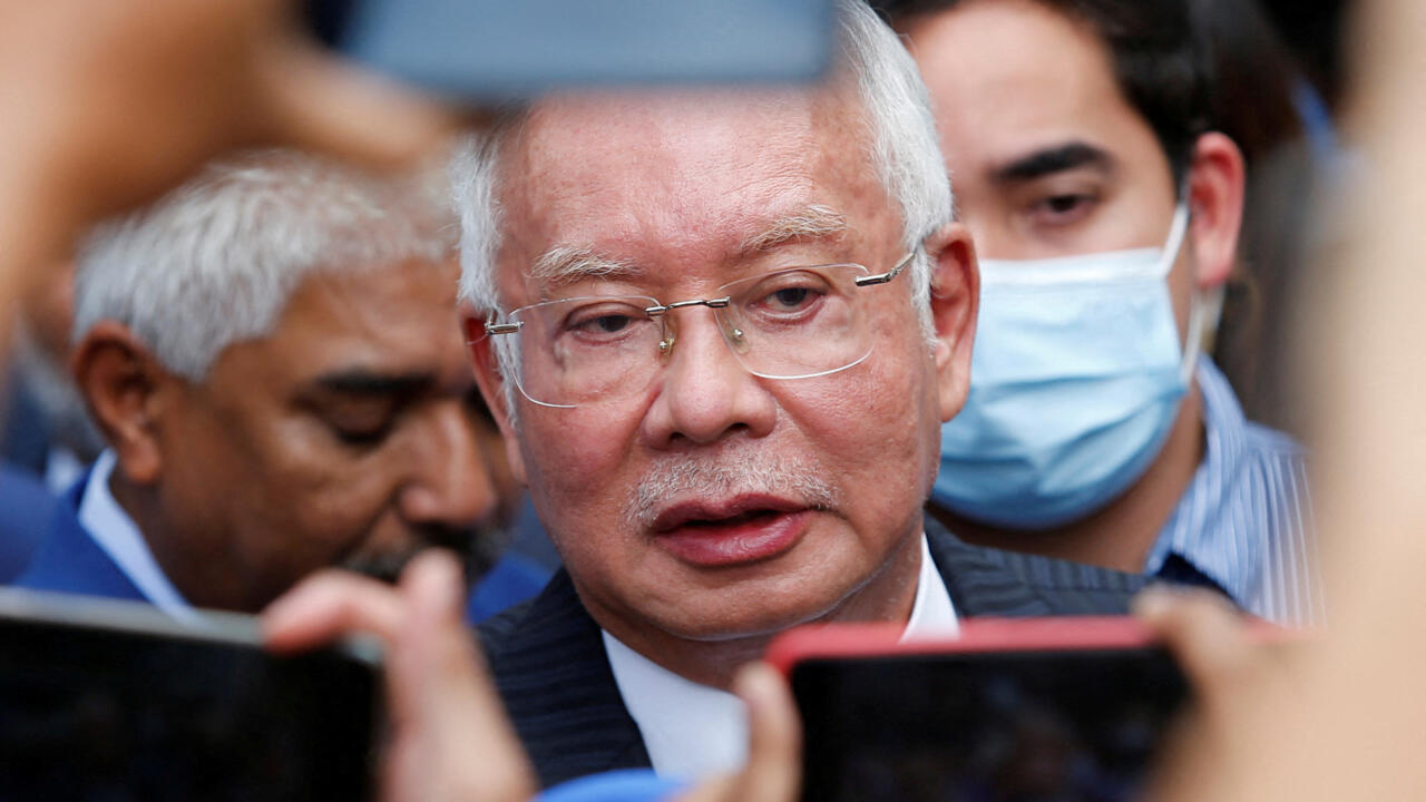 Malaysia's Najib Faces New Allegations In French Submarine Bribery Probe