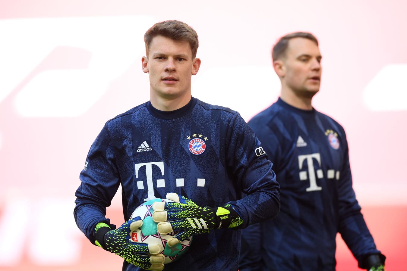 Manuel Neuer Injury: Impact On Bayern's Upcoming Fixtures