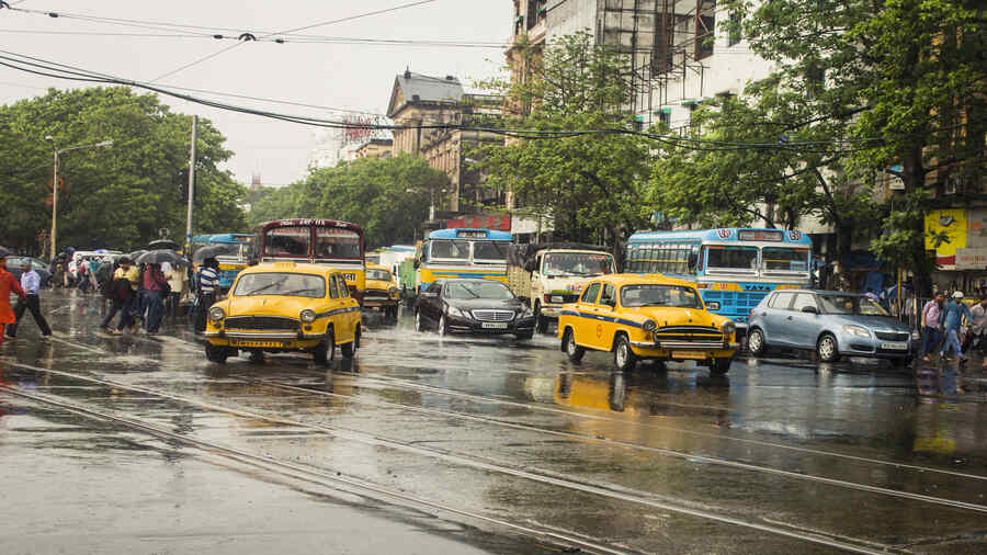 March Heatwave Alert: Kolkata Temperature Forecast March Heatwave Alert: Kolkata Temperature Forecast