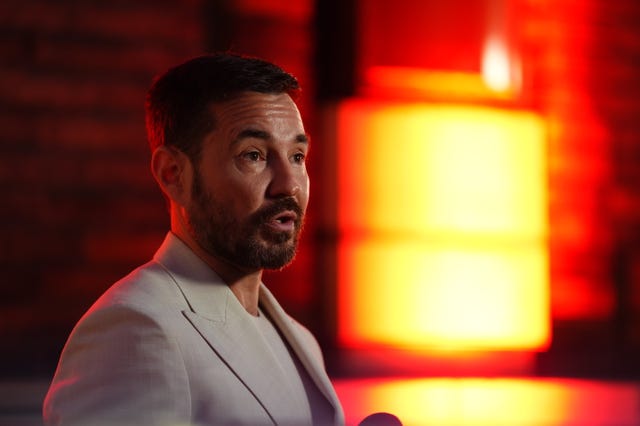 Martin Compston: Glasgow's Gritty Transformation In A New Thriller Martin Compston: Glasgow's Gritty Transformation In A New Thriller