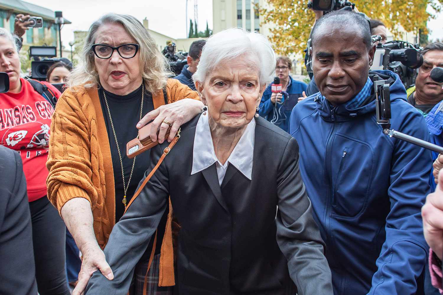 Menendez Brothers: Resentencing A Possibility Following Judge's Decision Menendez Brothers: Resentencing A Possibility Following Judge's Decision