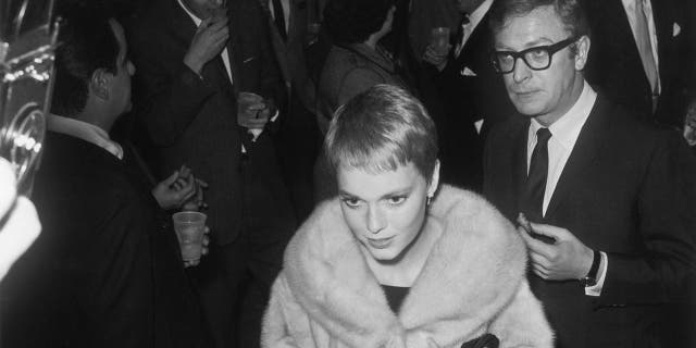 Michael Caine Recalls Awkward Mia Farrow Sex Scene: Michael Caine Recalls Awkward Mia Farrow Sex Scene: