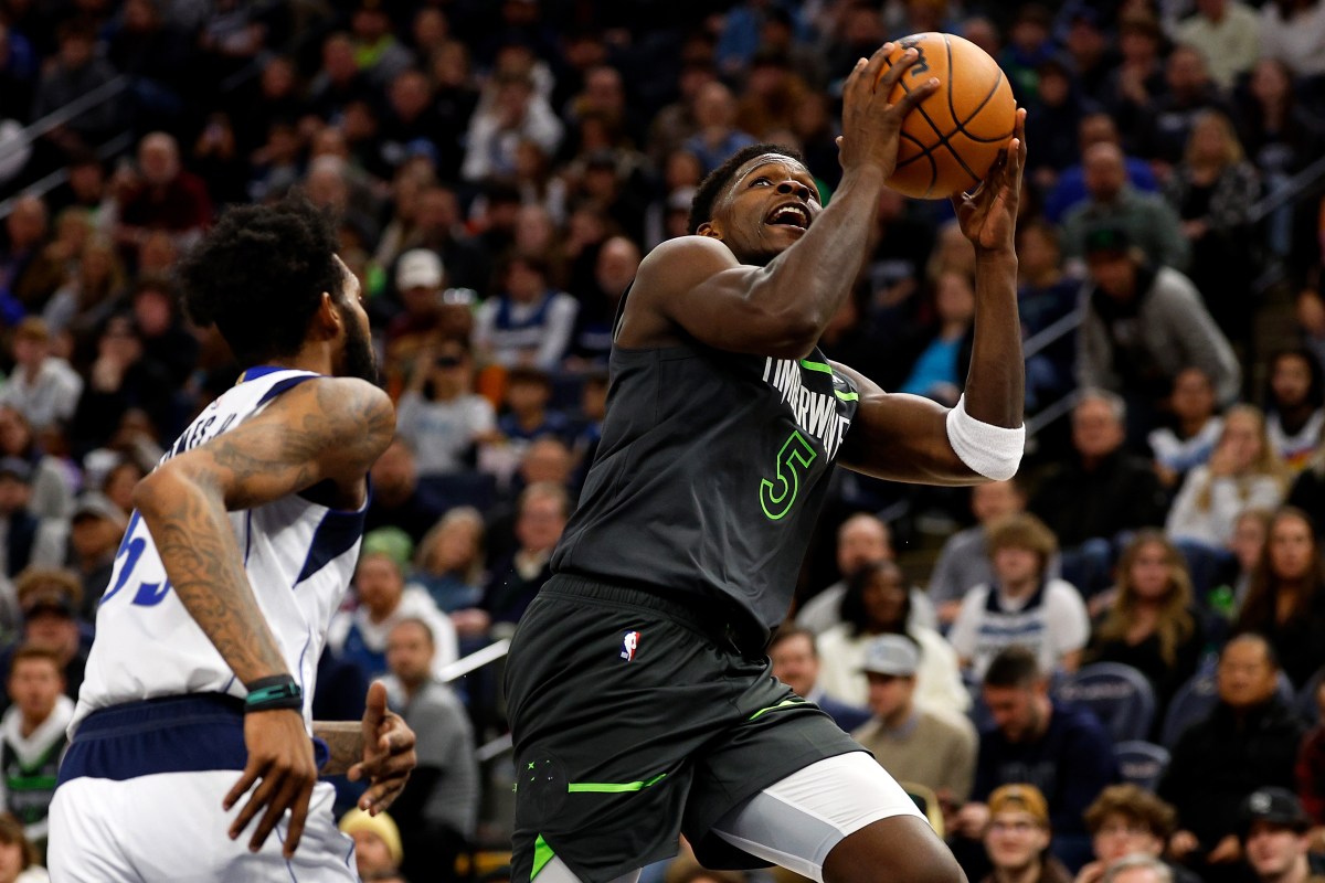Minnesota Timberwolves' Anthony Edwards Involved In Shoving Incident Minnesota Timberwolves' Anthony Edwards Involved In Shoving Incident