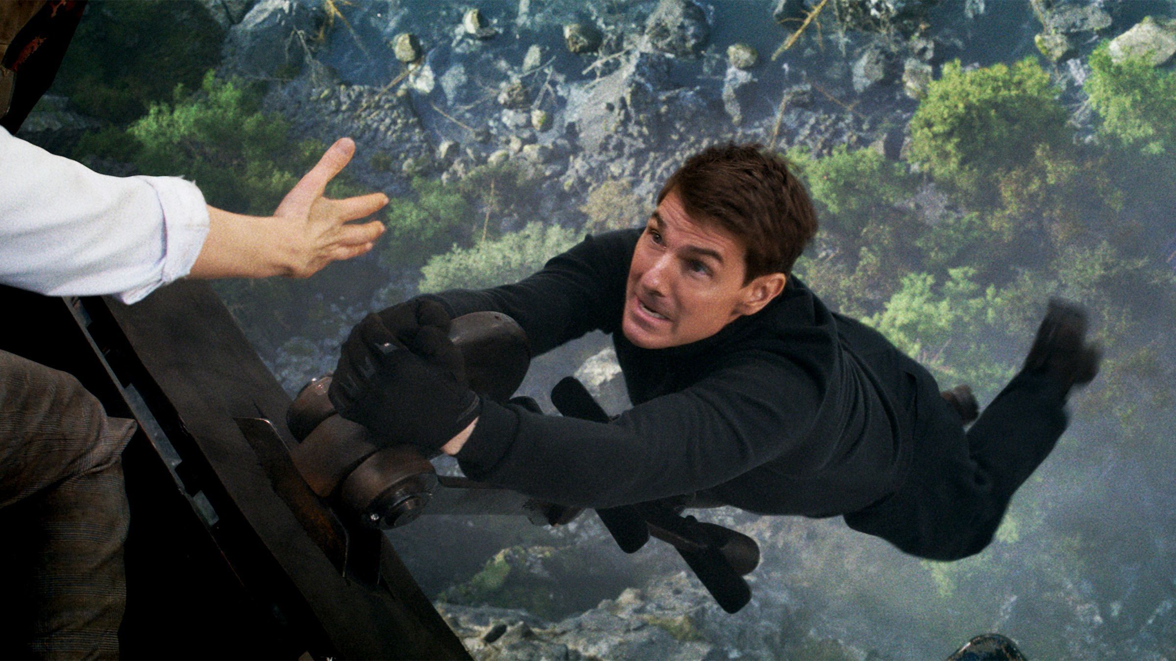 Mission: Impossible - Dead Reckoning Part One: Tom Cruise's 8000-Foot, 140mph Stunt Mission: Impossible - Dead Reckoning Part One: Tom Cruise's 8000-Foot, 140mph Stunt