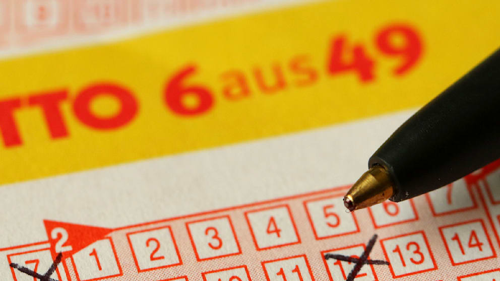Mittwoch Lotto 6aus49 (9.4.2025): Ziehungsergebnis Und Quoten Mittwoch Lotto 6aus49 (9.4.2025): Ziehungsergebnis Und Quoten
