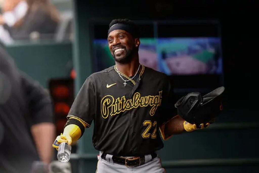 MLB: Jorge López Receives Three-Game Suspension For Pitching At Andrew McCutchen