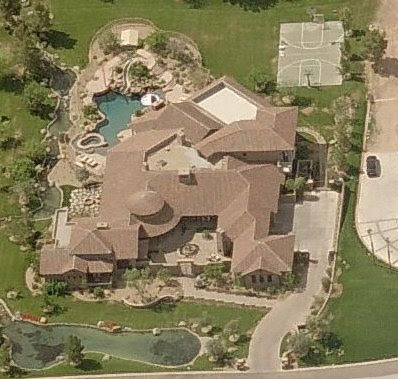 MTV Cribs: Exploring The Luxurious Mansions Of The Wealthy Young MTV Cribs: Exploring The Luxurious Mansions Of The Wealthy Young