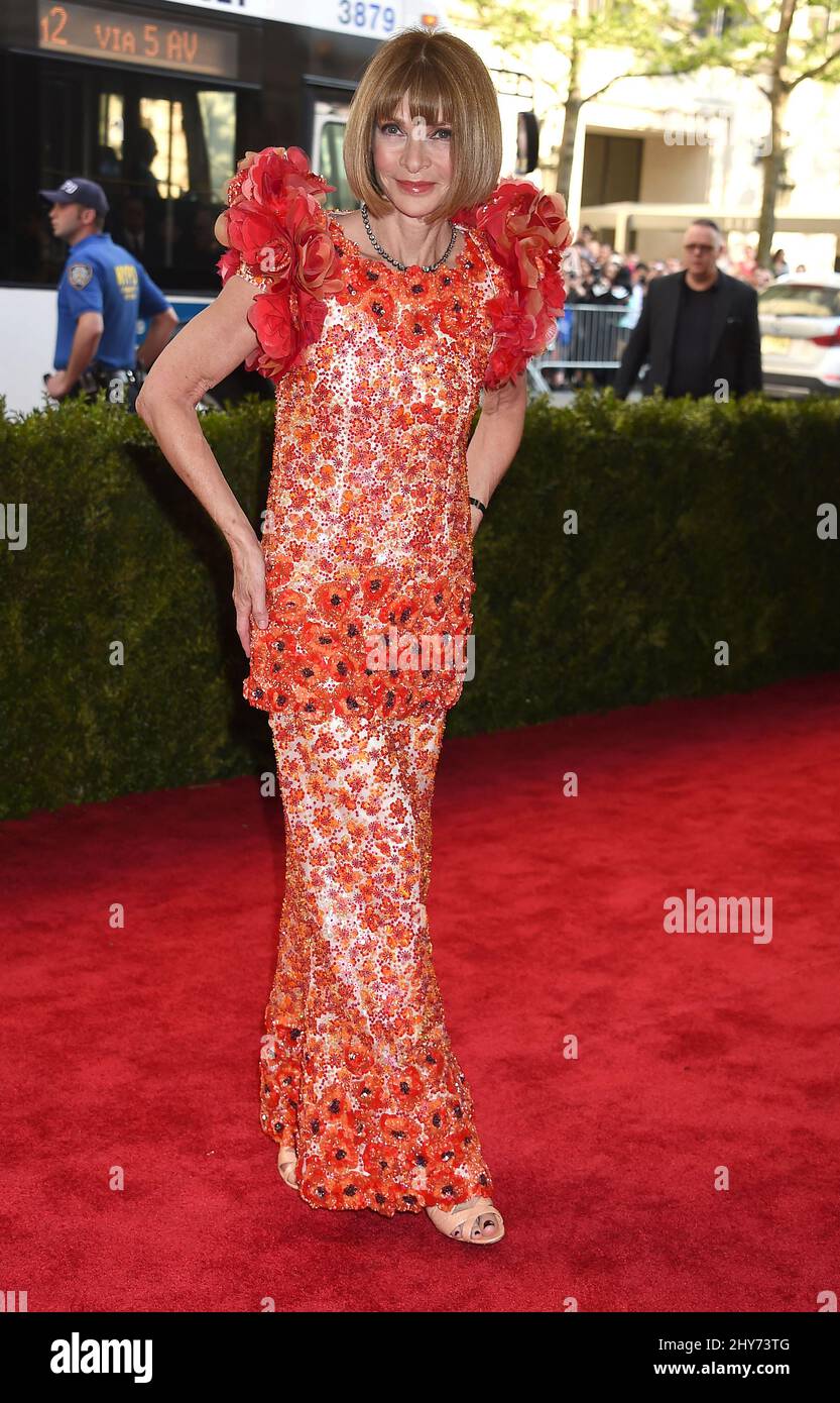 Naomi Campbell's Absence From Met Gala 2025:  Speculation And The Wintour Connection