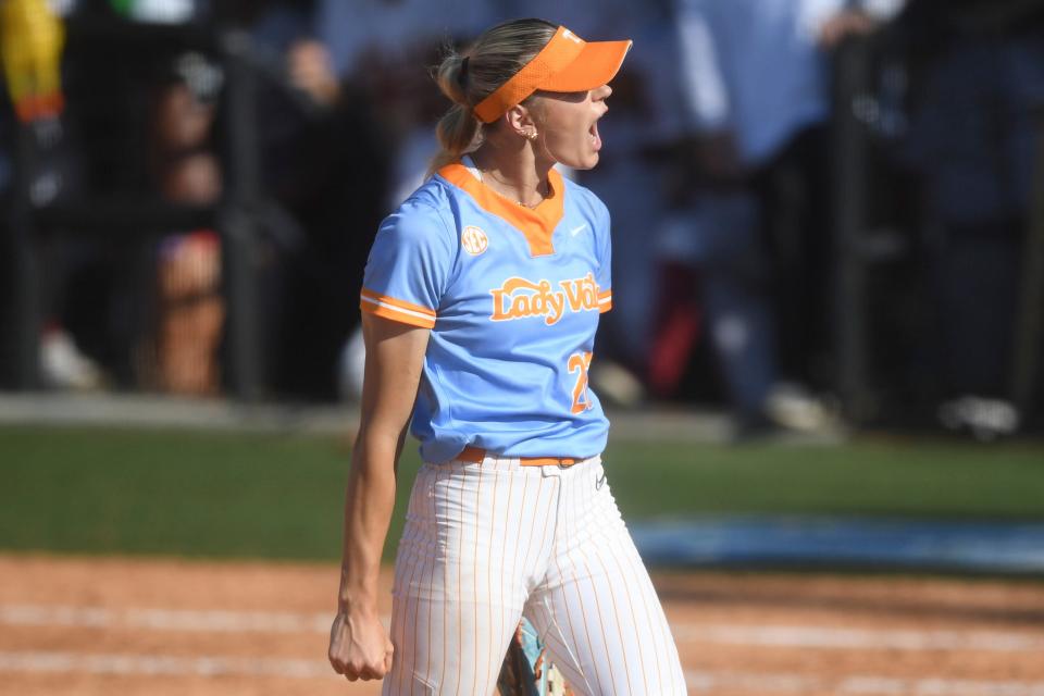 NCAA Softball History: Tennessee Pitcher Karlyn Pickens Throws 78.2 Mph Fastball NCAA Softball History: Tennessee Pitcher Karlyn Pickens Throws 78.2 Mph Fastball