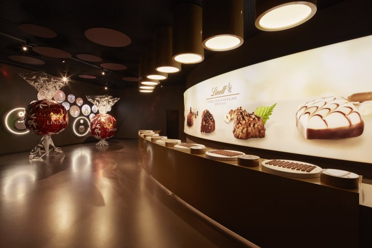 New Lindt Chocolate Store Opens In Central London: A Sweet Escape Awaits New Lindt Chocolate Store Opens In Central London: A Sweet Escape Awaits