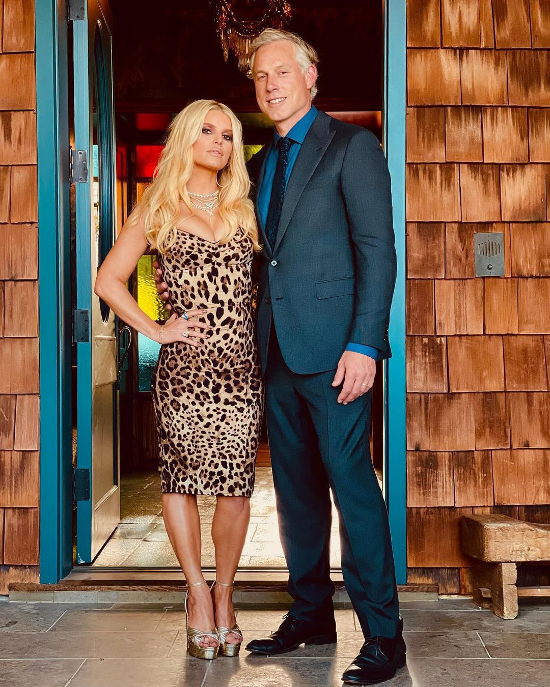 New Music: Jessica Simpson Receives Support From Eric Johnson New Music: Jessica Simpson Receives Support From Eric Johnson
