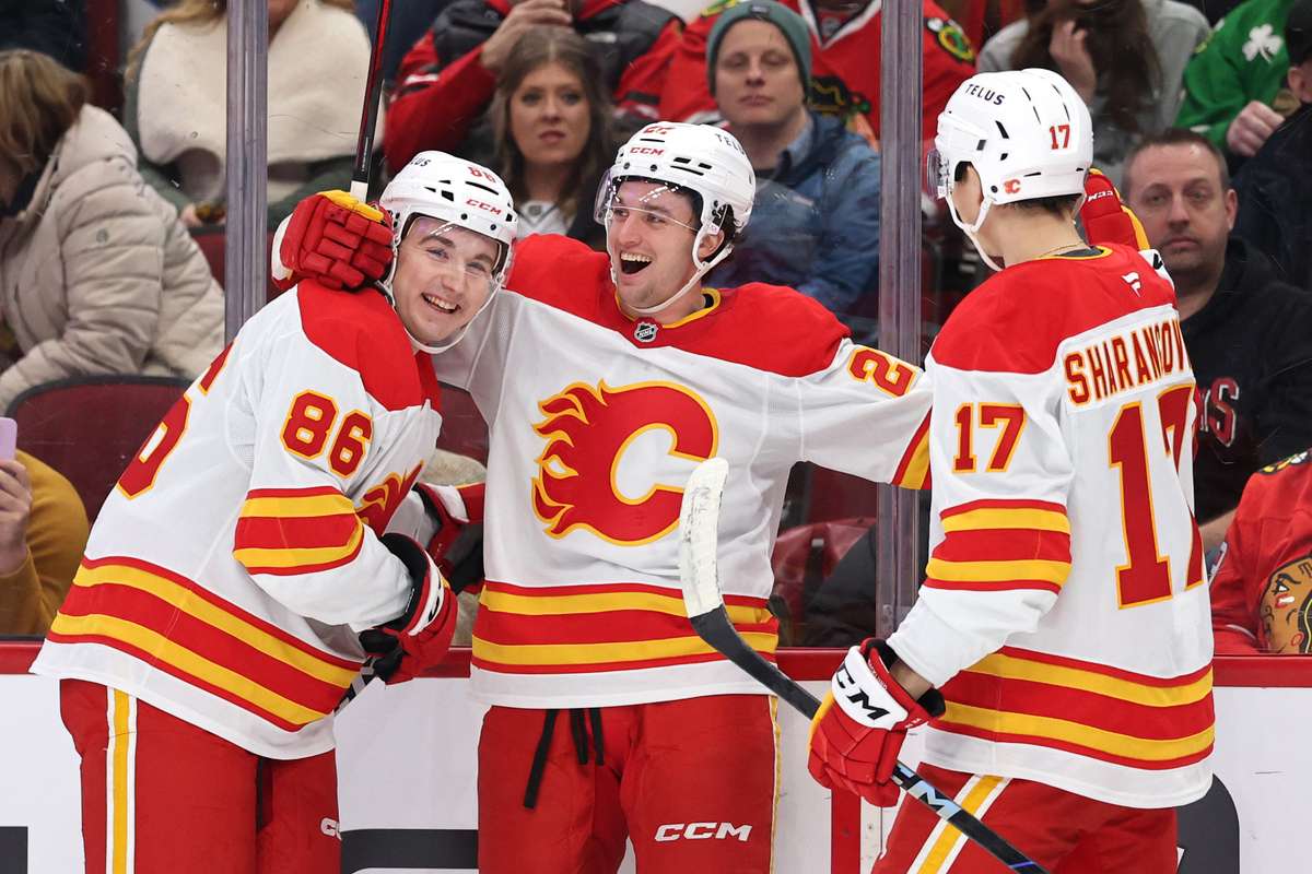 NHL Roundup: Panthers Rally, Avalanche Routed By Johnston And Rantanen NHL Roundup: Panthers Rally, Avalanche Routed By Johnston And Rantanen