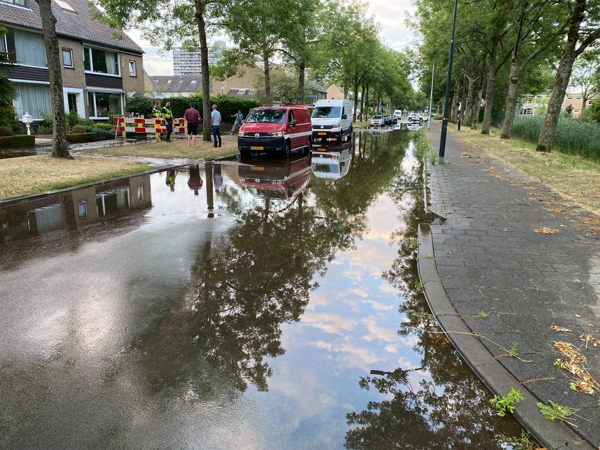 Noodtoestand Breda? Grote Stroomstoring Laagt 30.000 In Duisternis Noodtoestand Breda? Grote Stroomstoring Laagt 30.000 In Duisternis
