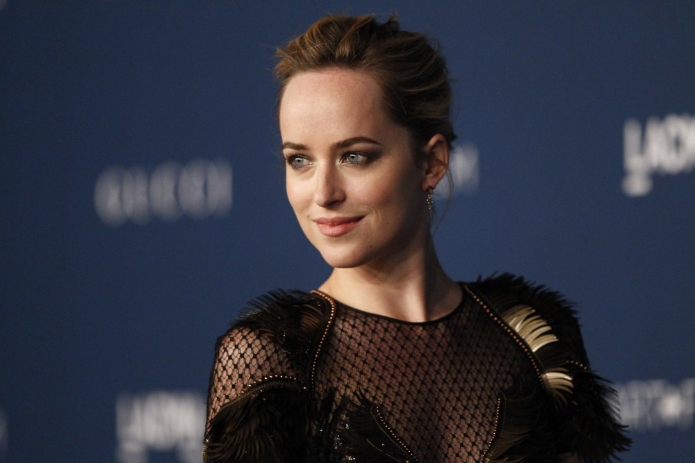 Nuotraukos Su Dakota Johnson: Paaiškinimas Apie Incidentą Nuotraukos Su Dakota Johnson: Paaiškinimas Apie Incidentą