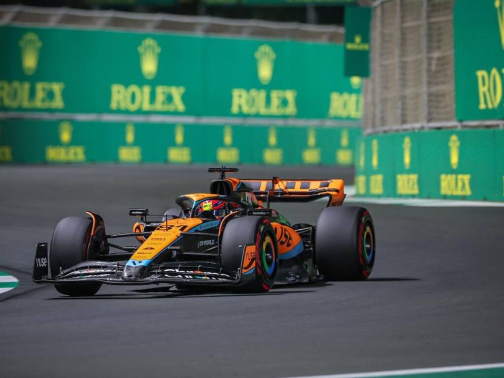 Oscar Piastri Claims First F1 Pole In Bahrain Oscar Piastri Claims First F1 Pole In Bahrain