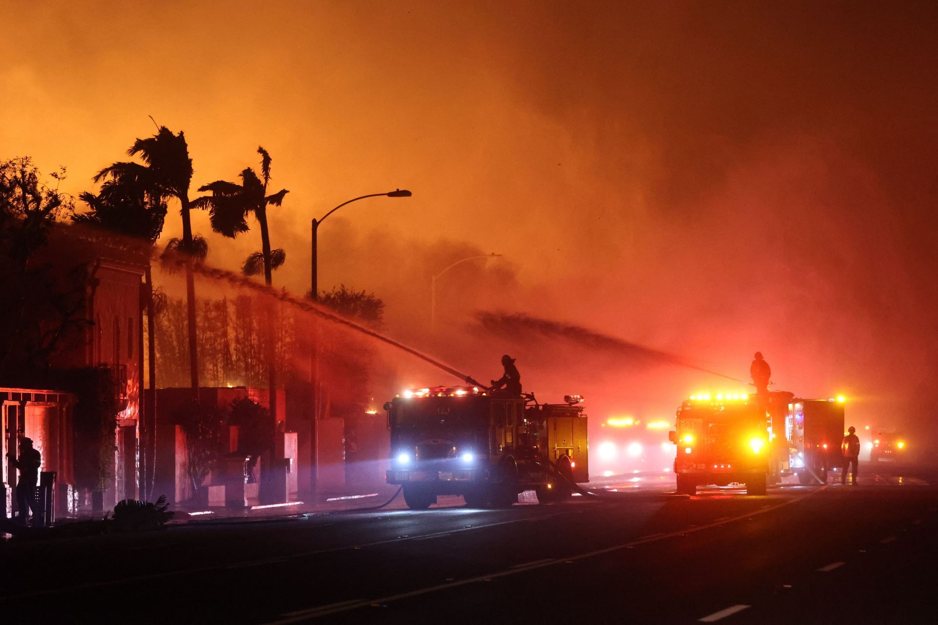 Palisades Fire Aftermath: Celebrities' Home Losses Revealed Palisades Fire Aftermath: Celebrities' Home Losses Revealed
