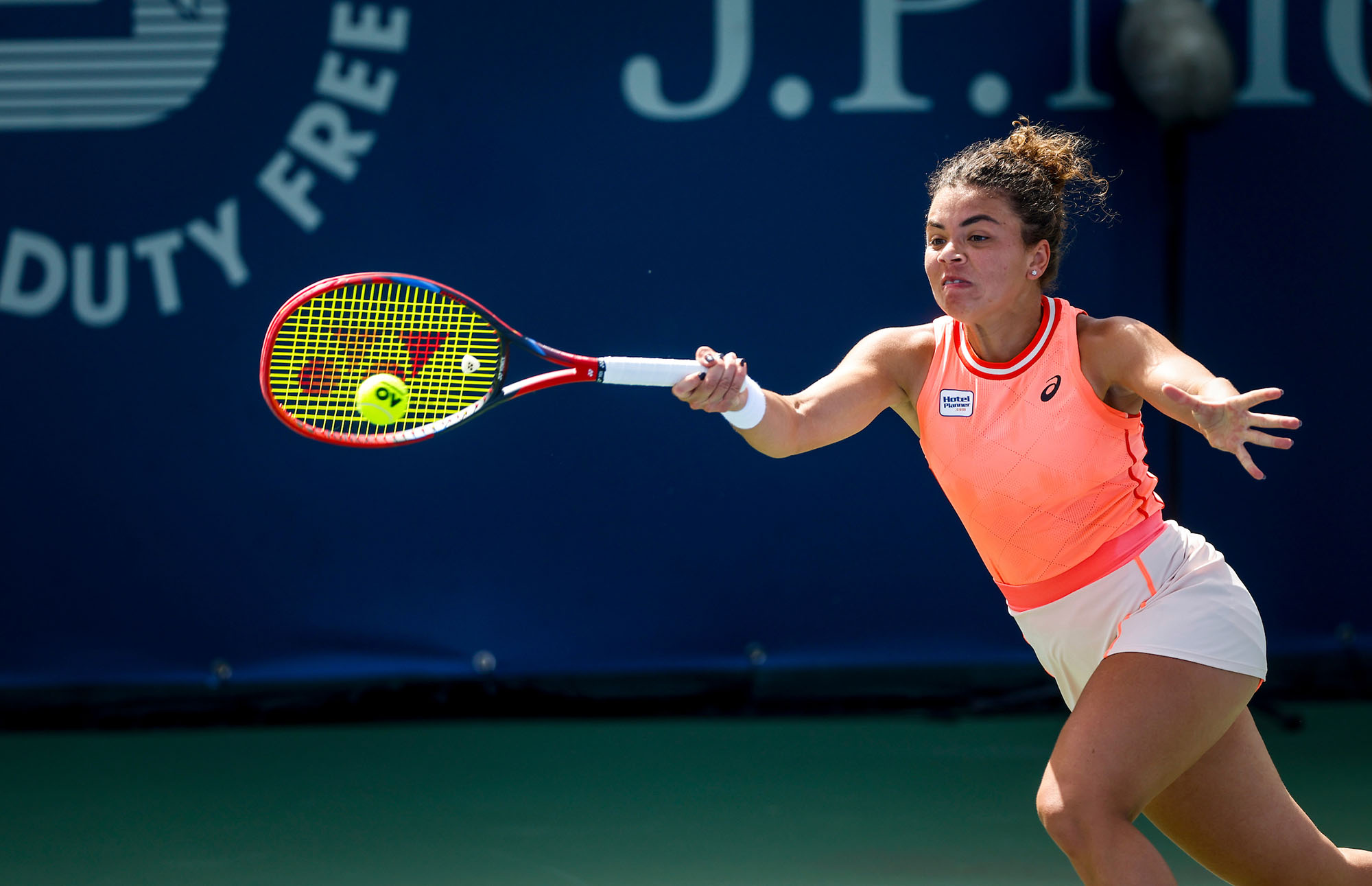 Paolini's Dubai Hopes Dashed By Kenin's Injury Paolini's Dubai Hopes Dashed By Kenin's Injury